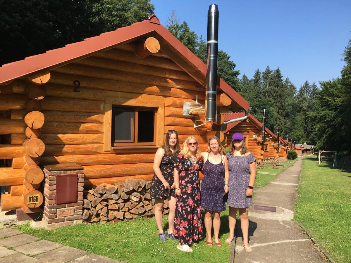 Dum A Dum Zivohost Hotel Bagian luar foto