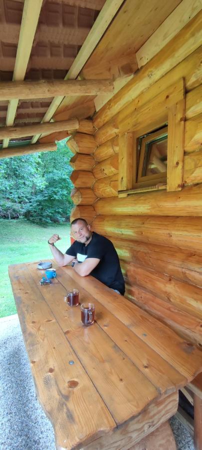 Dum A Dum Zivohost Hotel Bagian luar foto